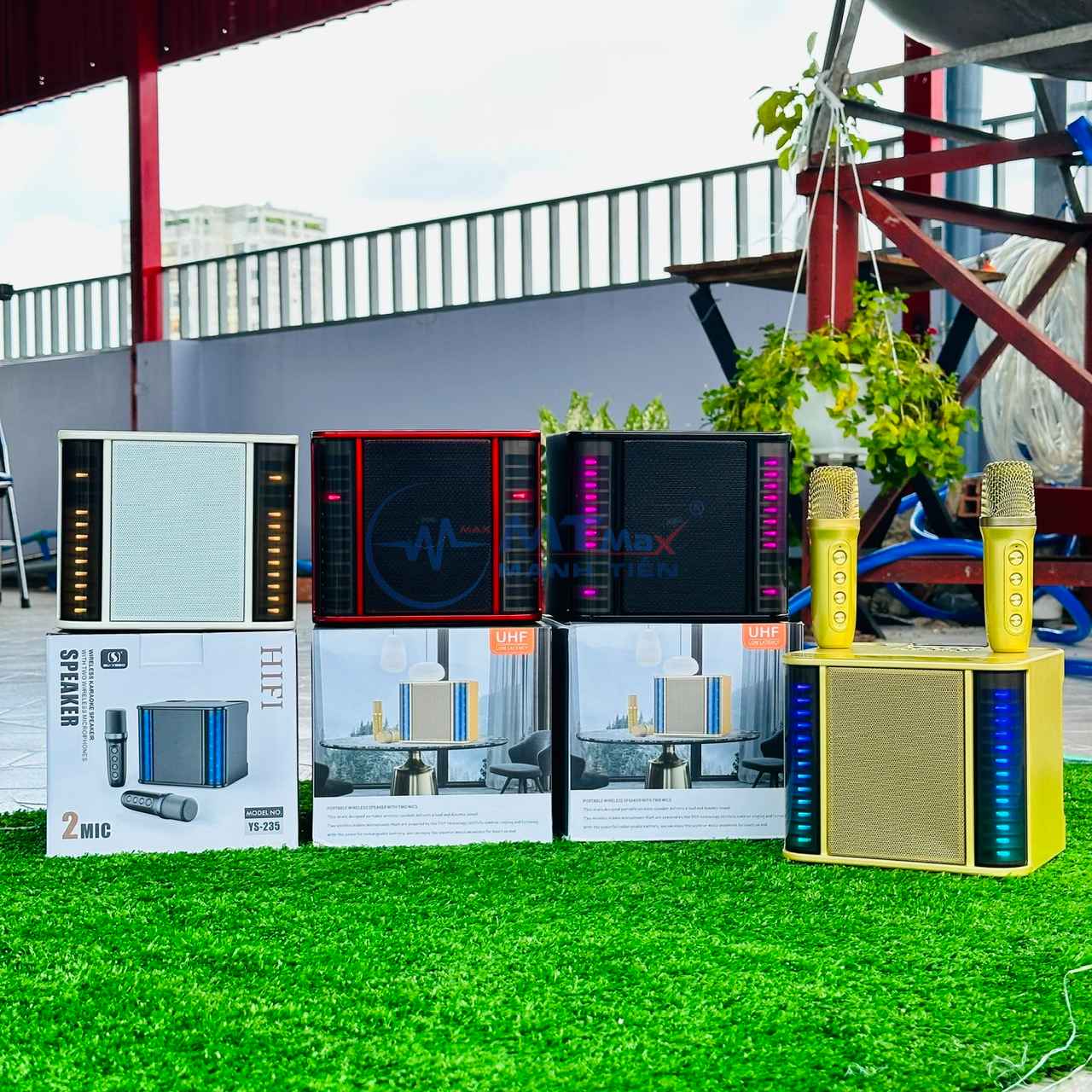 Loa karaoke mini YS235 - kèm 2 micro không dây