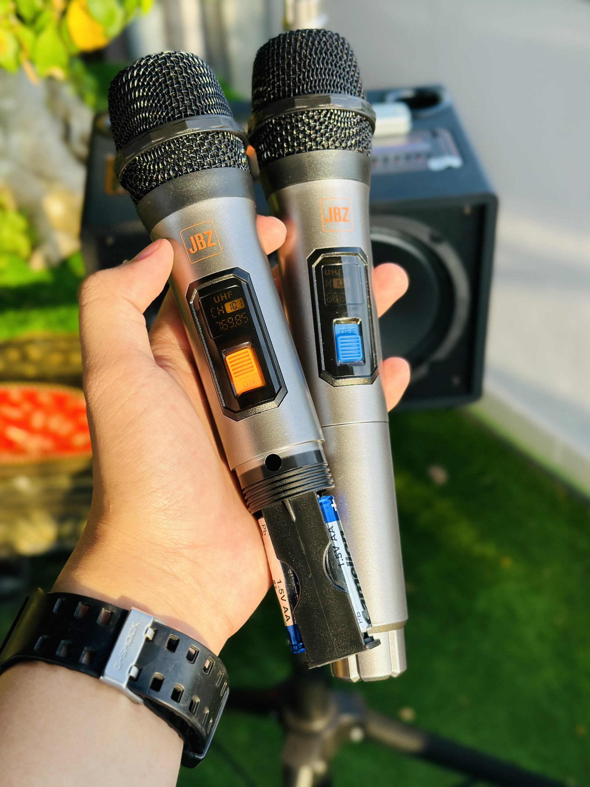 Loa karaoke JBZ J4 - Loa 2 đường tiếng - Bass 17cm