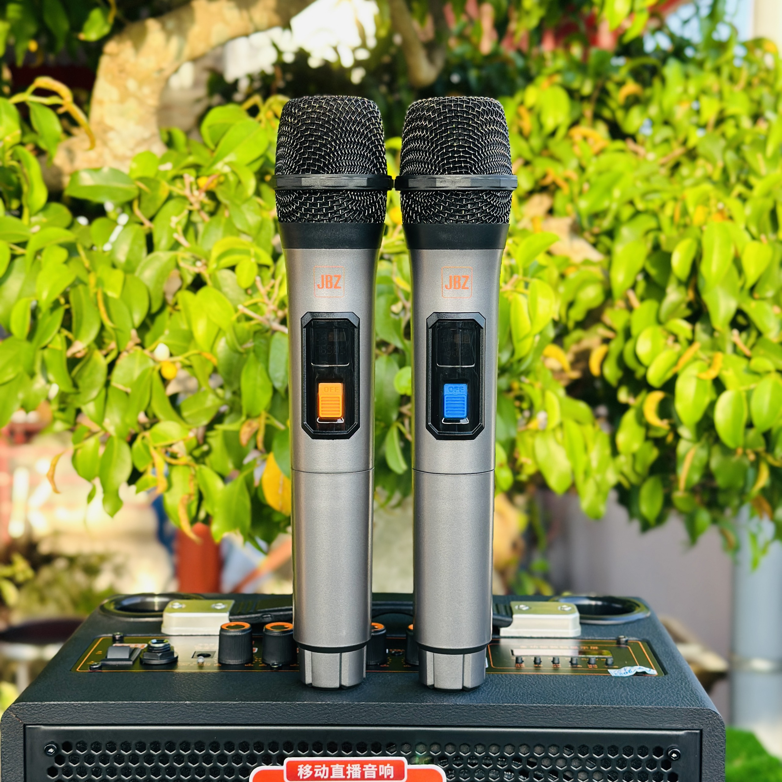 Loa karaoke JBZ J4 - Loa 2 đường tiếng - Bass 17cm