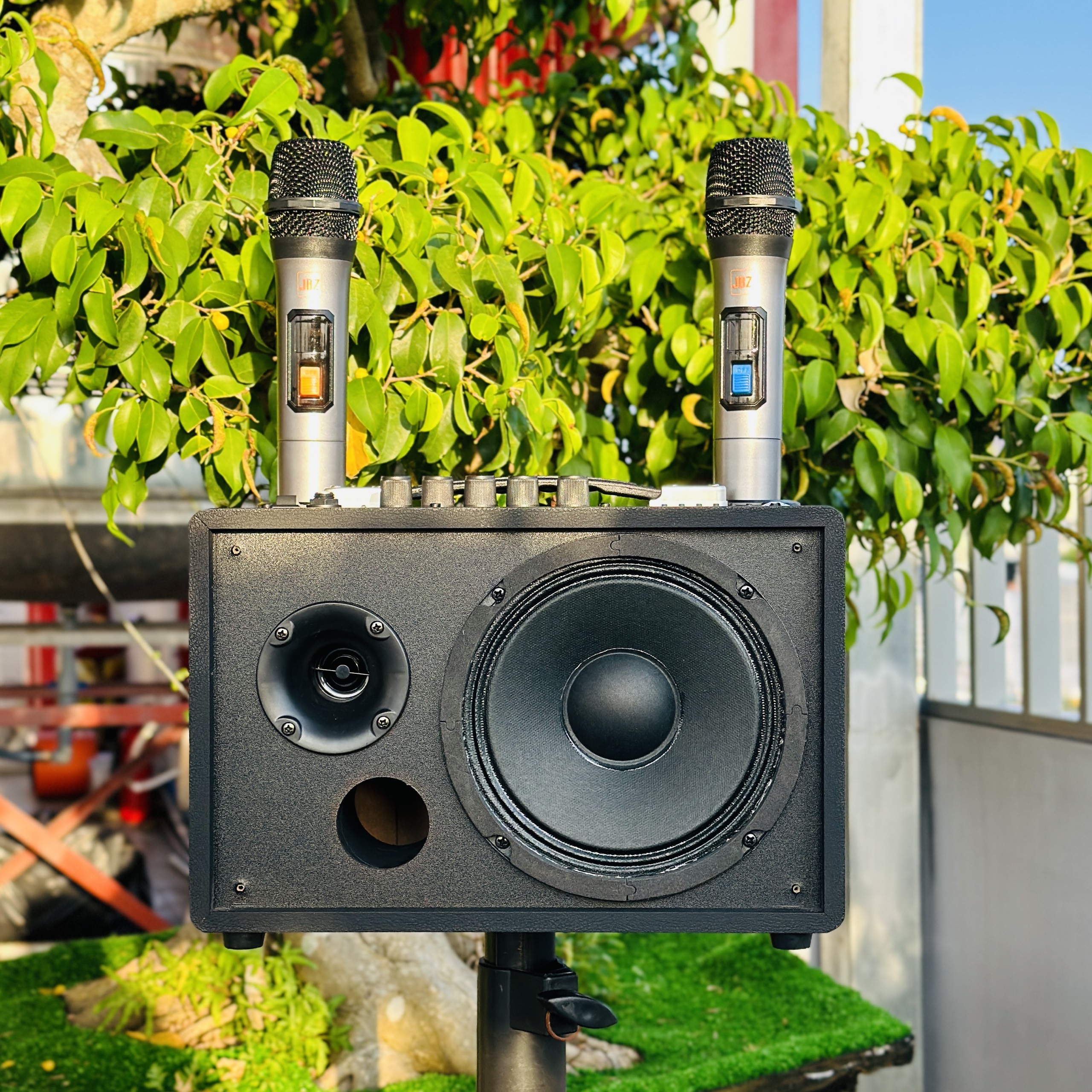 Loa karaoke JBZ J4 - Loa 2 đường tiếng - Bass 17cm